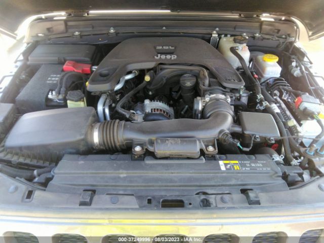 1C4HJXDG3JW134645 Jeep Wrangler Unlimited Sport S