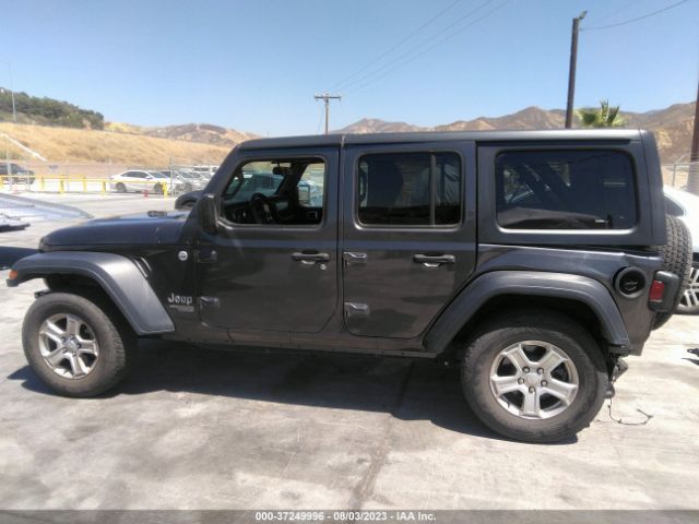 1C4HJXDG3JW134645 Jeep Wrangler Unlimited Sport S