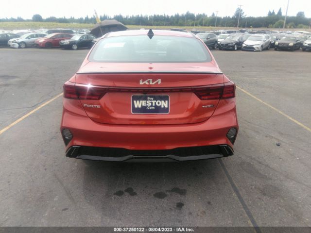 3KPF54AD2PE594841 KIA Forte Gt-line