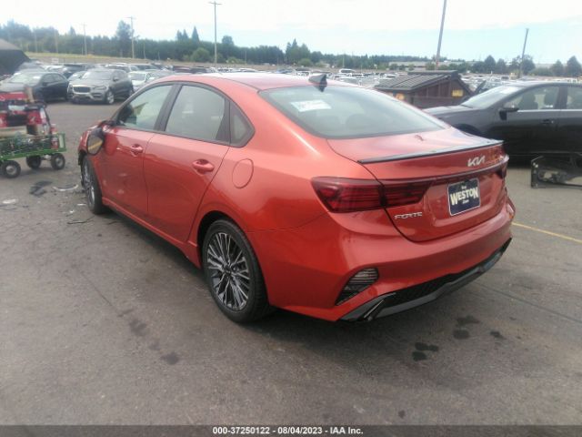 3KPF54AD2PE594841 KIA Forte Gt-line