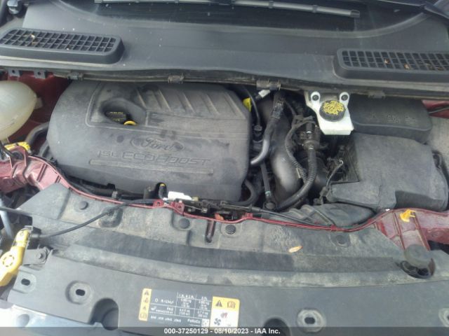 1FMCU0GD5HUB27899 Ford ESCAPE SE