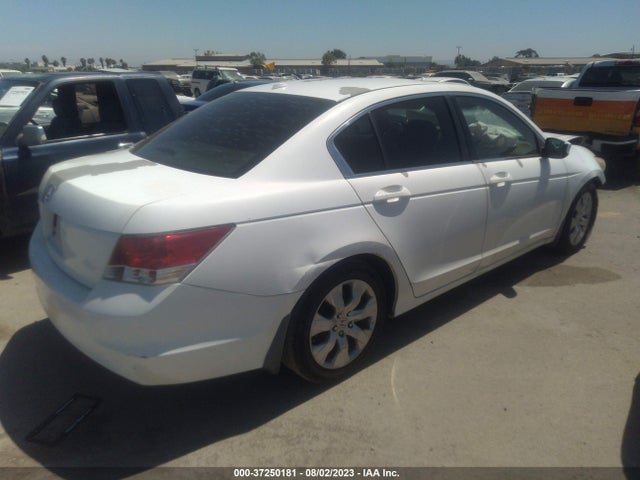 2009 HONDA ACCORD SDN EX-L VIN: 1HGCP26879A094825