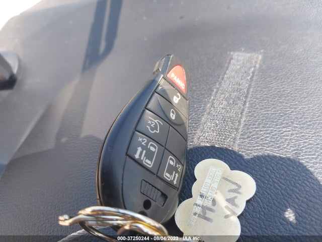 2013 DODGE GRAND CARAVAN SXT VIN: 2C4RDGCG8DR528474