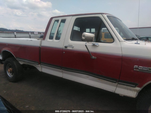 1987 FORD F250 VIN: 1FTHX26L2HKB21561