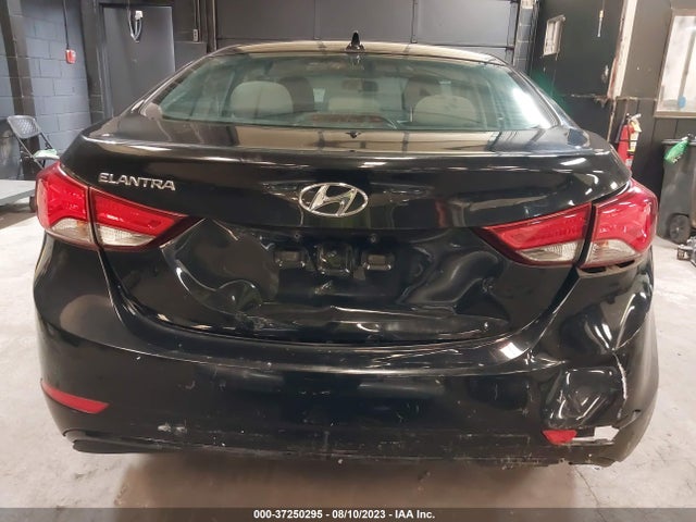 2015 HYUNDAI ELANTRA SE VIN: 5NPDH4AE8FH596868