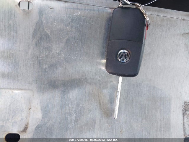3VW2B7AJ8JM209632 Volkswagen Jetta 1.4t S