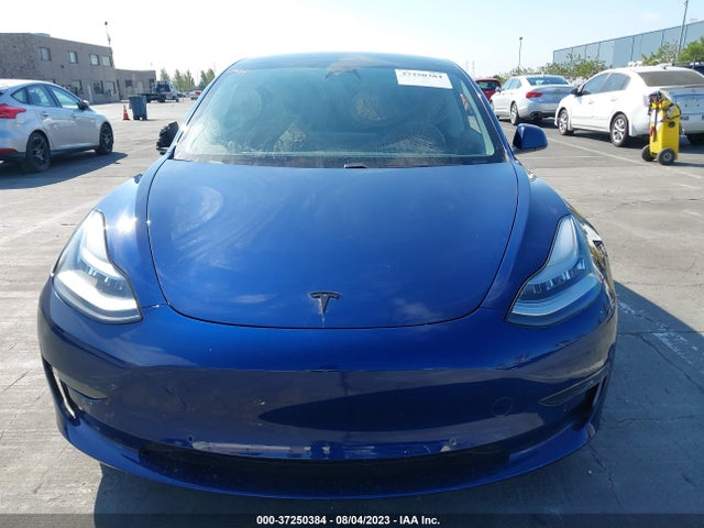 2019 Tesla 3, VIN: 5YJ3E1EB1KF442126