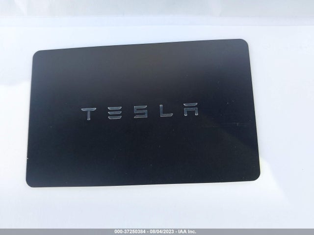 2019 Tesla 3, VIN: 5YJ3E1EB1KF442126