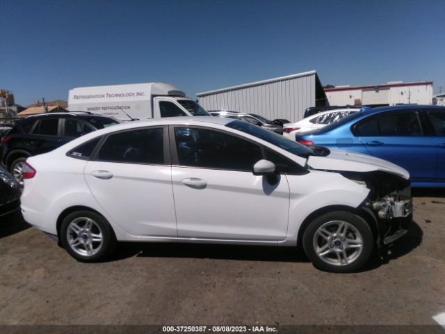 3FADP4BJ3HM119010 Ford FIESTA SE