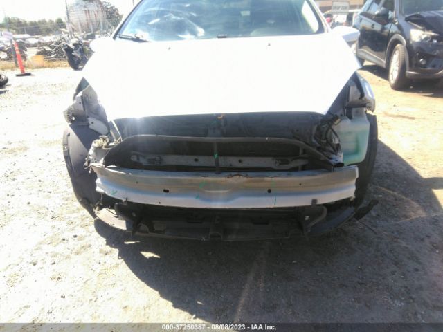 3FADP4BJ3HM119010 Ford FIESTA SE