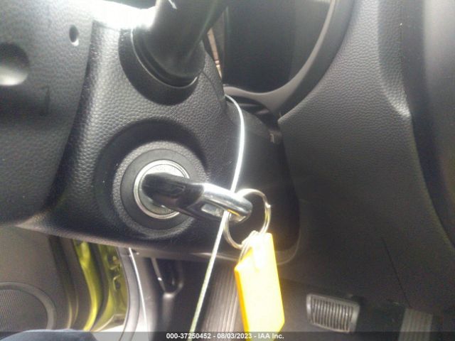 KNDJN2A20J7888825 KIA Soul Base