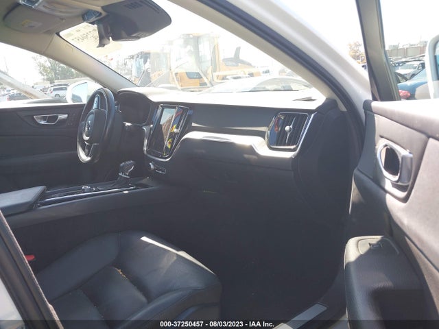 2021 Volvo V60, VIN: YV4102WK3M1072834