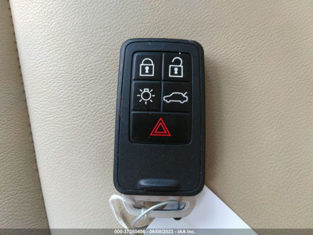 YV440MRUXH2176159 Volvo Xc60 Inscription