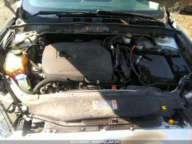 3FA6P0HD4HR227223 Ford FUSION SE