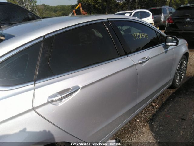 3FA6P0HD4HR227223 Ford FUSION SE