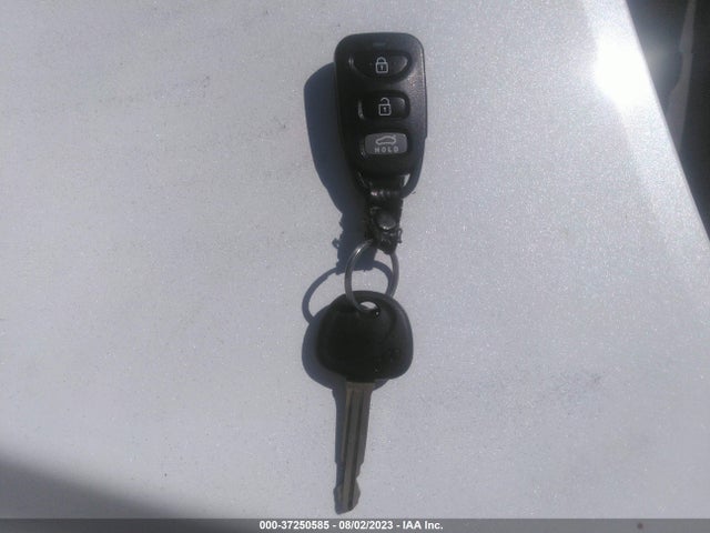 Hyundai ELANTRA SE 2017 5NPD74LF8HH154152 Image 3