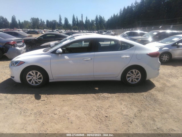 Hyundai ELANTRA SE 2017 5NPD74LF8HH154152 Image 6