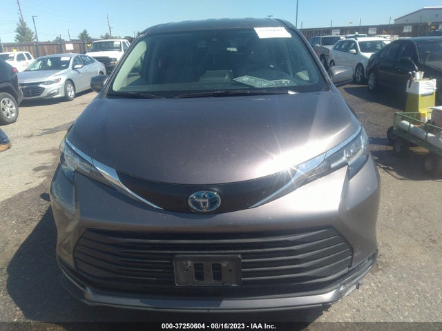 Toyota SIENNA LE 2022 5TDKRKEC0NS106126 Image 12