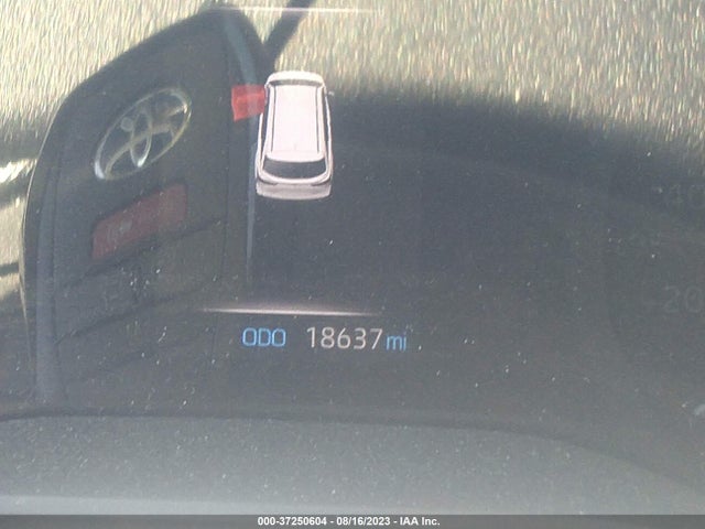Toyota SIENNA LE 2022 5TDKRKEC0NS106126 Image 15