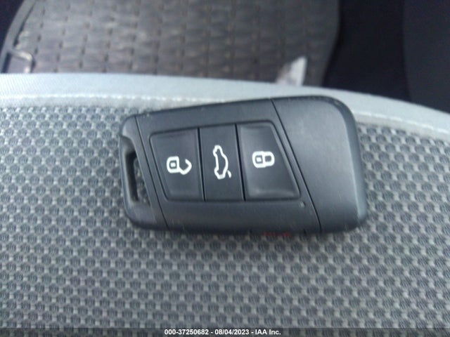 3VVDX7B21NM012605 Volkswagen TAOS S