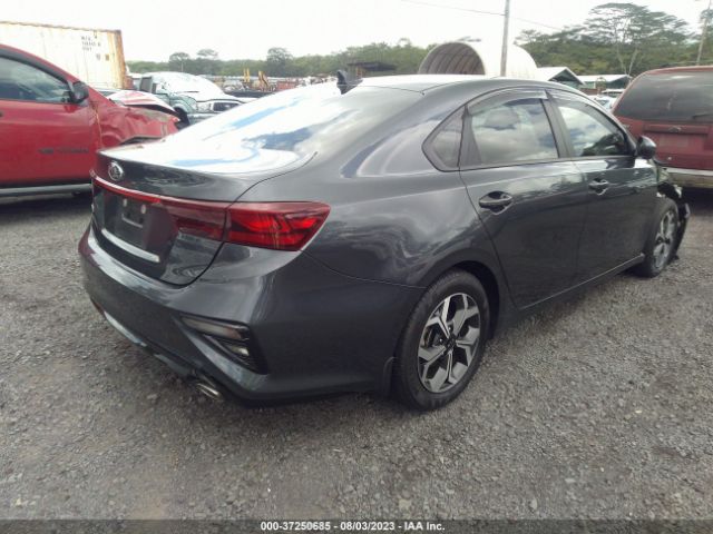3KPF24ADXME390891 KIA Forte Lxs
