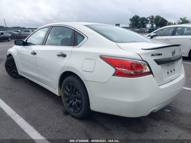 Nissan Altima 2.5 S 2015 1N4AL3AP4FC274646 Image 3