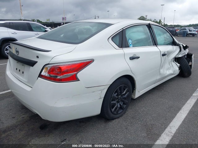 Nissan Altima 2.5 S 2015 1N4AL3AP4FC274646 Image 4