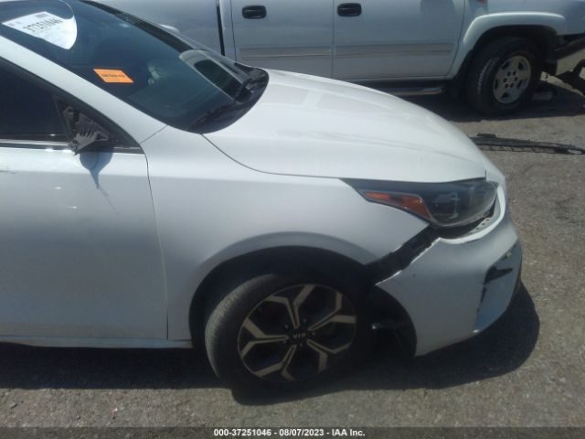 3KPF24AD7LE240803 KIA Forte Lxs