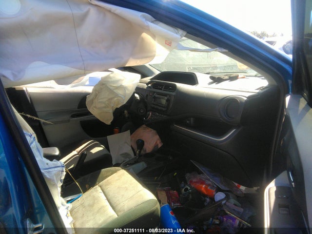 Toyota Prius C One/three/two/four 2014 JTDKDTB32E1068288 Image 6