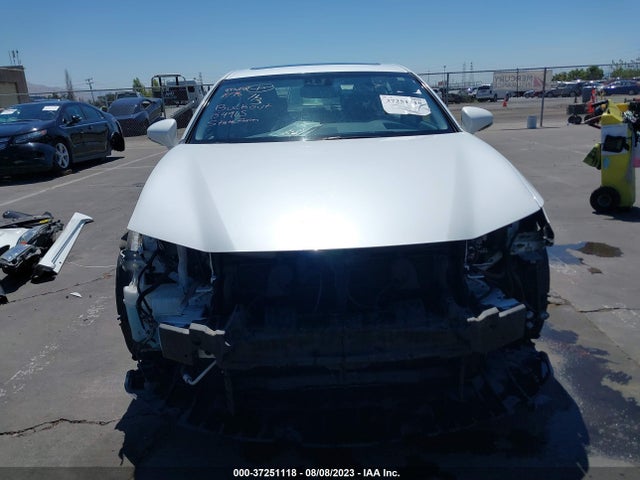 JTHBW1GG4F2099871 Lexus Es 300h Hybrid