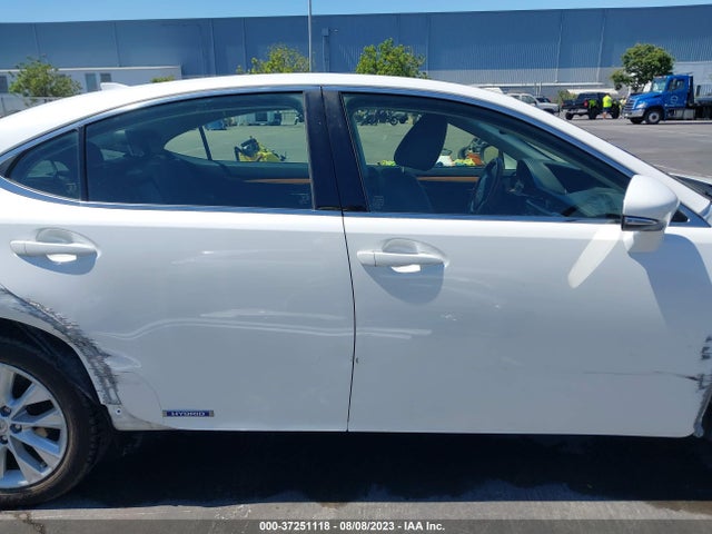 JTHBW1GG4F2099871 Lexus Es 300h Hybrid