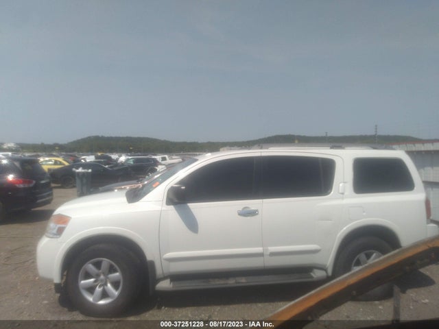 2013 NISSAN ARMADA SV VIN: 5N1BA0ND2DN600458