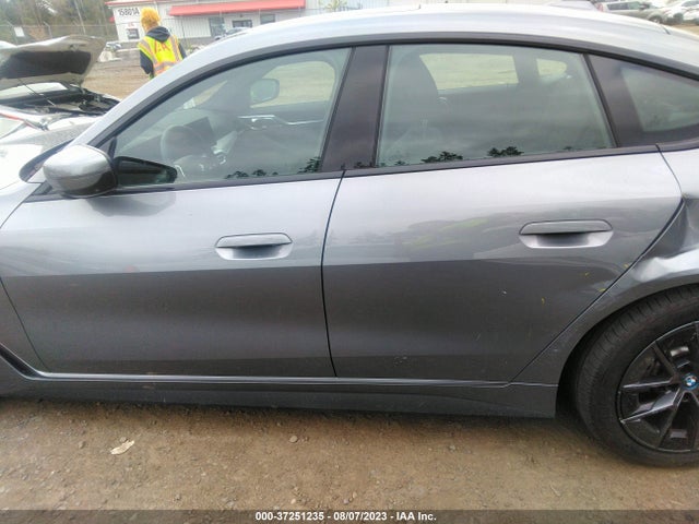 2022 BMW i4, VIN: WBY73AW04NFM61546