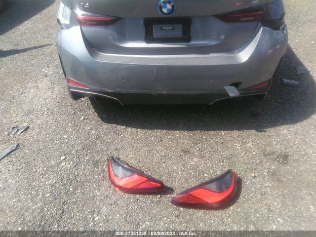 2022 BMW i4, VIN: WBY73AW04NFM61546