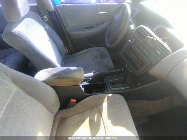 2001 HONDA ACCORD SDN LX VIN: 1HGCG564X1A022665