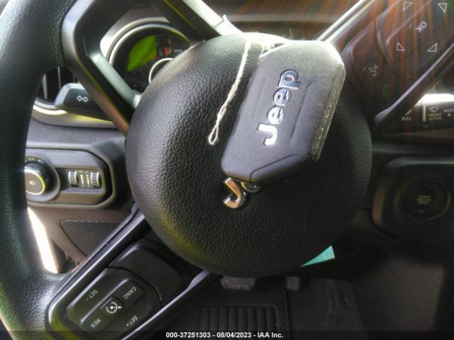 1C4HJXDG9JW153247 Jeep Wrangler Unlimited Sport