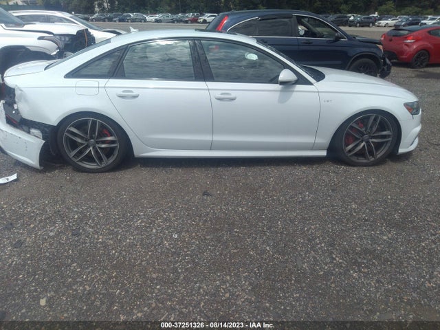WAUFFAFC9JN009717 Audi S6 Premium Plus