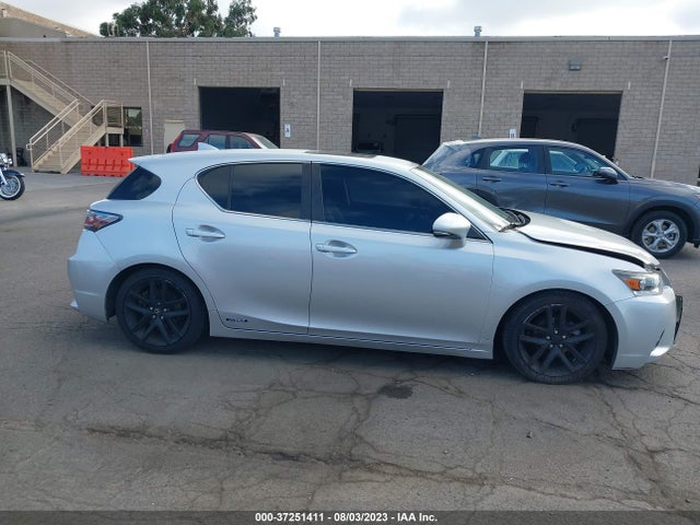 JTHKD5BH2F2225691 Lexus Ct 200h Hybrid