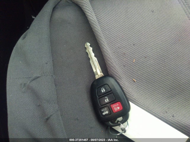 Toyota Corolla L/le/s/s Plus/le Plus 2014 2T1BURHEXEC194924 Image 3