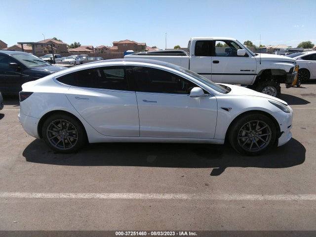 2018 Tesla 3, VIN: 5YJ3E1EA4JF035469