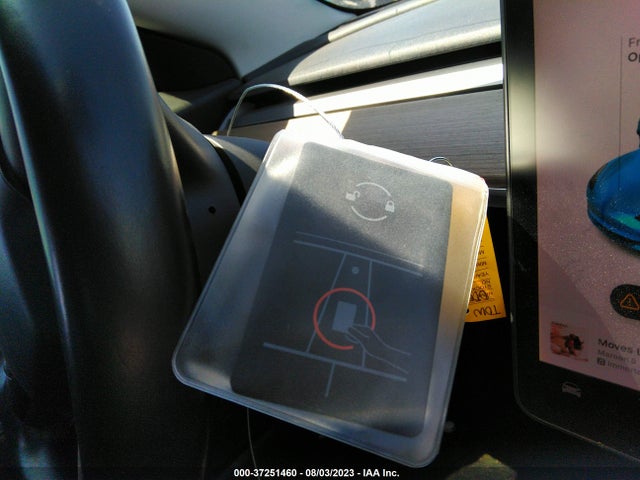 2018 Tesla 3, VIN: 5YJ3E1EA4JF035469