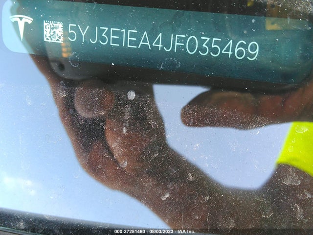 2018 Tesla 3, VIN: 5YJ3E1EA4JF035469