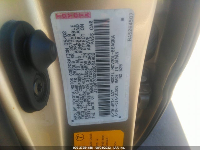 2002 LEXUS ES 300 VIN: JTHBF30GX20064909