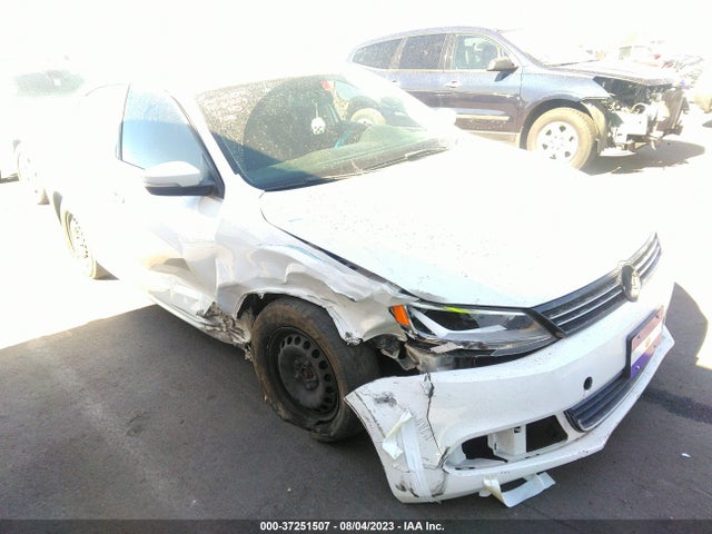 2013 VOLKSWAGEN JETTA SEDAN SE VIN: 3VWDP7AJ3DM207088