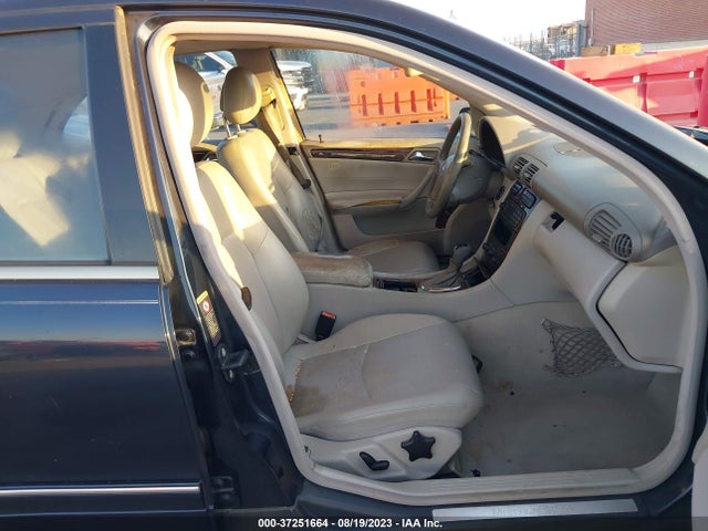 2002 MERCEDES-BENZ C CLASS VIN: WDBRF61J82F287456