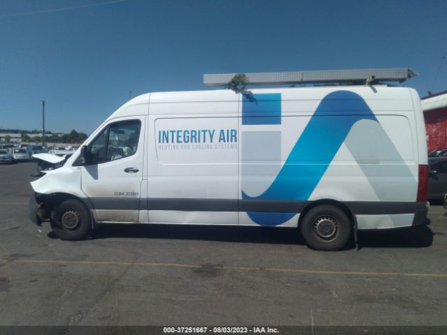 WD3PF1CD7KP061559 Mercedes-Benz SPRINTER CARGO VAN