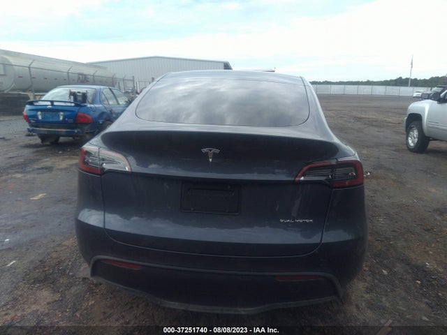 Tesla Model Y Long Range 2023 7SAYGAEEXPF774571 Image 16