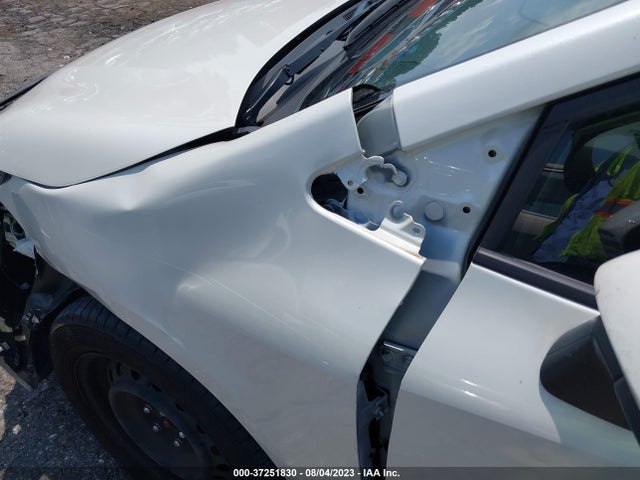 2021 TOYOTA COROLLA LE VIN: JTDEPMAE8MJ164910