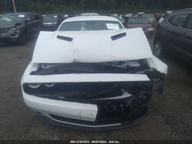 2C3CDZGG0JH322969 Dodge Challenger Gt