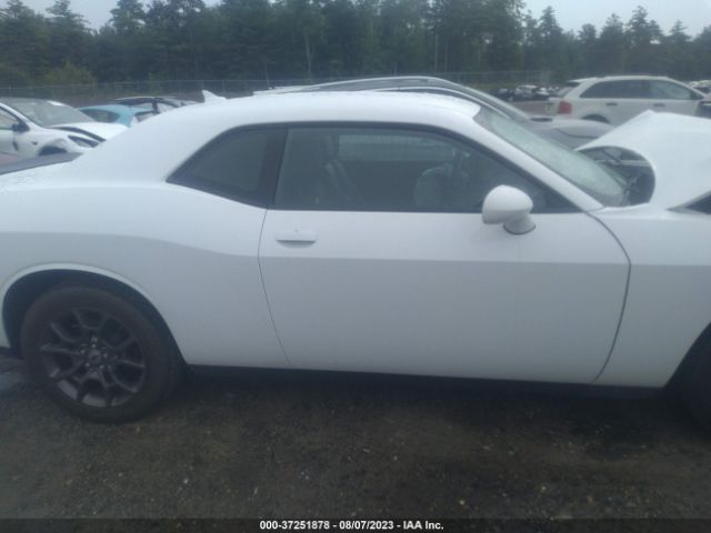 2C3CDZGG0JH322969 Dodge Challenger Gt